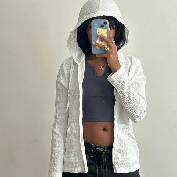 White Zip up Sweater - Picture 2 of 4